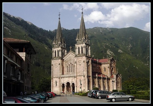 Basilica de Nuestra Señora de Covadonga