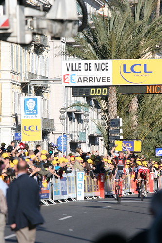 Paris-Nice Race_Arriving