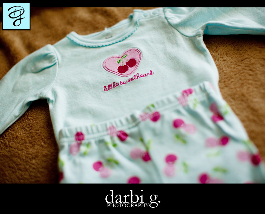 005Baby photographer-Darbi G-baby clothes