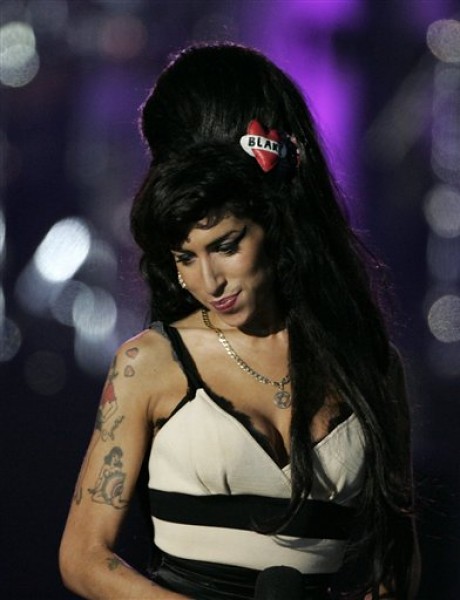 Amy Winehouse live for Nelson Mandela by Winehouse AMY