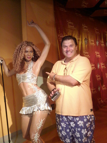 King Thing with Beyonce at Madame Tussauds in DC