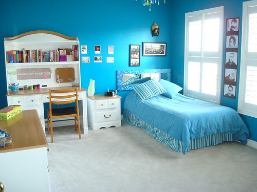 Bright Contemporary Kid’s Room Design Idea by whitejuicebox