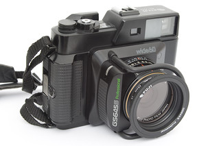 Fuji GS645 Professional series - Camera-wiki.org - The free camera 