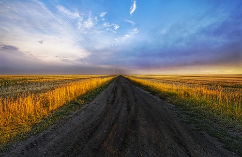 creative commons hi-res photo of the day:  On the Road to Somewhere (4288 x 2776)