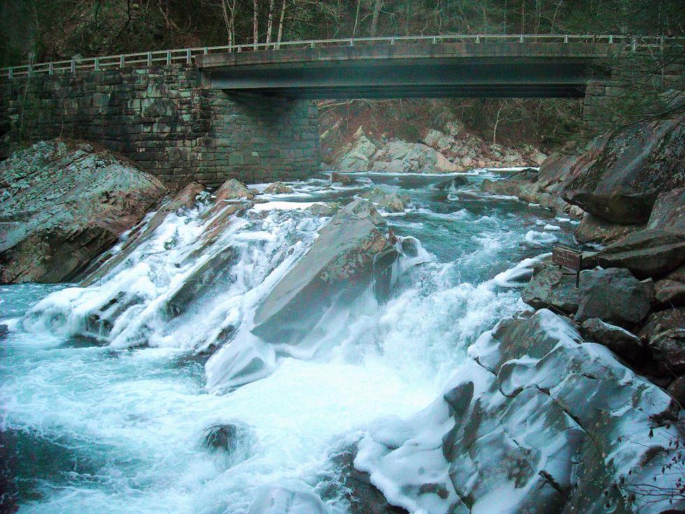 The Sinks-1 Meigs Creek Hike 1-17-09 