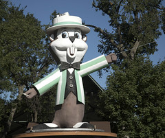 Fairchild the MN State Fair Mascot