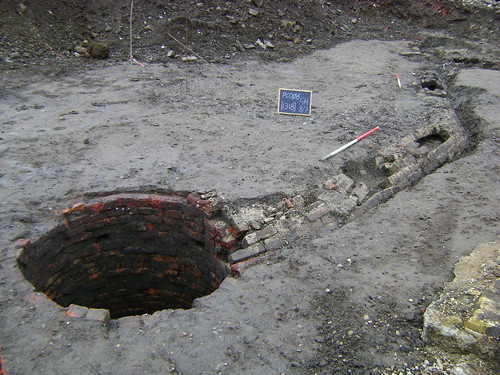 [1318] Serpantinesque post- medieval drain