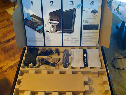 HP TouchSmart PC packaging - layer 1 by you.