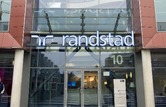 Uitzendbureau Randstad vertrouwt eigen voorspellingen niet meer