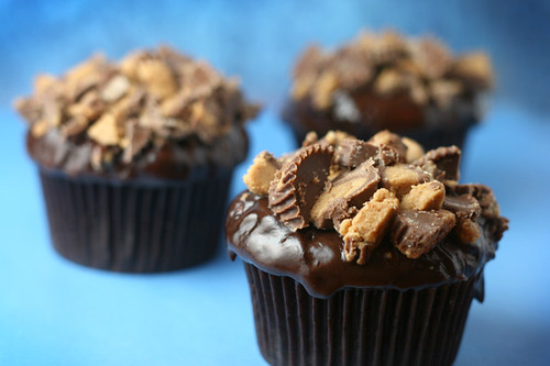 Peanut Butter Cup Cakes