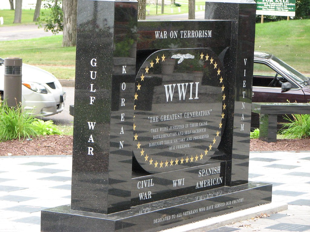 War memorial, Rice Lake, Wisconsin