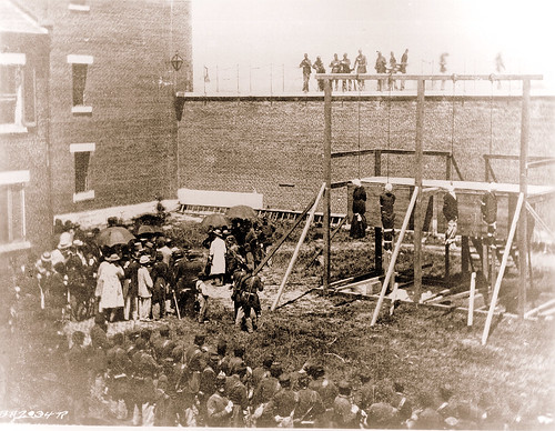  History - Lincoln's Assassination - First Woman Hang by the US 