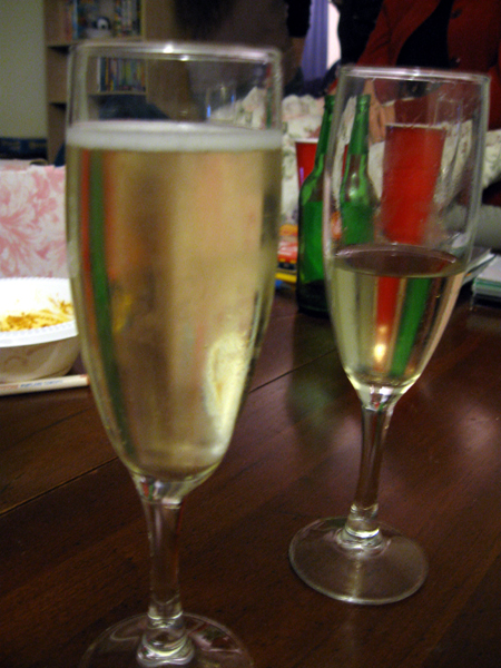 Champagne (Click to enlarge)