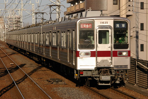 Tobu10030series in Gotanno,Adachi,Tokyo,Japan 2008/12/31