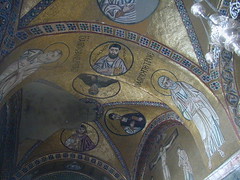 Ceilings are covered with mosaic and gilt