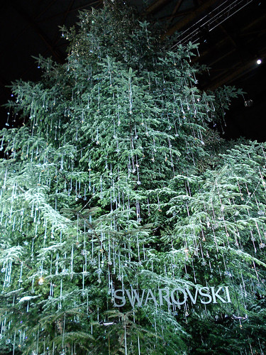 Zürich Hauptbahnhof Christmas Market Tree by Swaroski