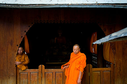Burmese monks, Mae Sam Laep, Mae Hong Son, Thailand