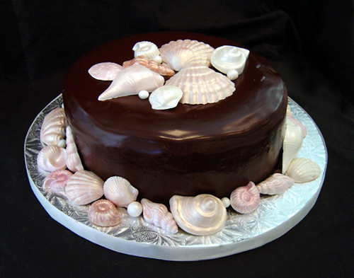 chocolate glaze with shells