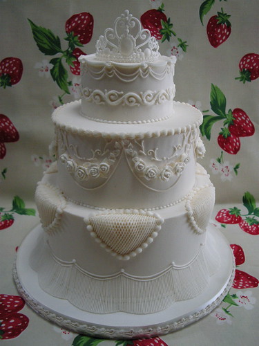 royal wedding cake designs. Royal icing Wedding cake 2