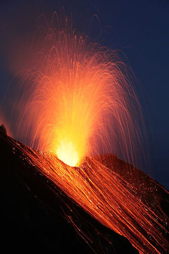 Pics Of Volcanoes Erupting. Eruption of Stromboli Volcano
