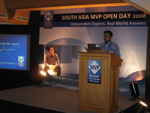 Abhishek Kant at South Asia MVP Open Day 2008 by baxiabhishek.