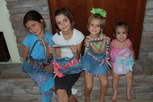 cute little ladies with cute little summer purses!