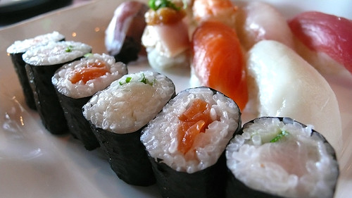 Sushi combo w/ nigiri