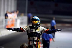 Alonso Wins the Singapore GP