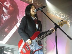 BASS Tomomi Ogawa(小川ともみ) by scandal (Japanese band)