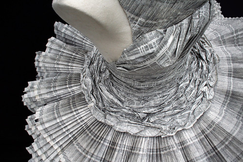 Paper Dress 5 by Jolis Paons.