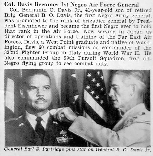 Col Benjamin O Davis Jr Becomes 1st Negro Air Force General - Jet Magazine, November 11, 1954 por vieilles_annonces.