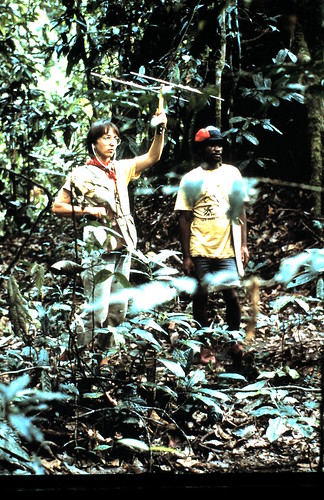 1986-okapi follow with radio receiver
