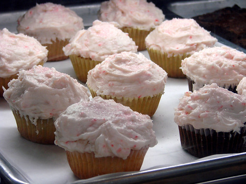 Candy Cane Cupcakes-1