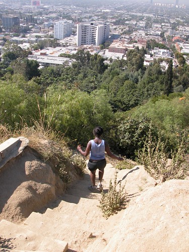  Descending the trail in Runyon Canyon Park 