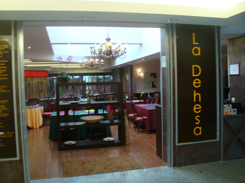 Restaurante La Dehesa - Sexta Avenida - Entrada al restaurante