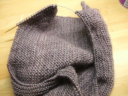 Lengthways garter stitch scarf