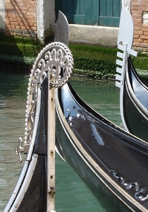 gondola closeup