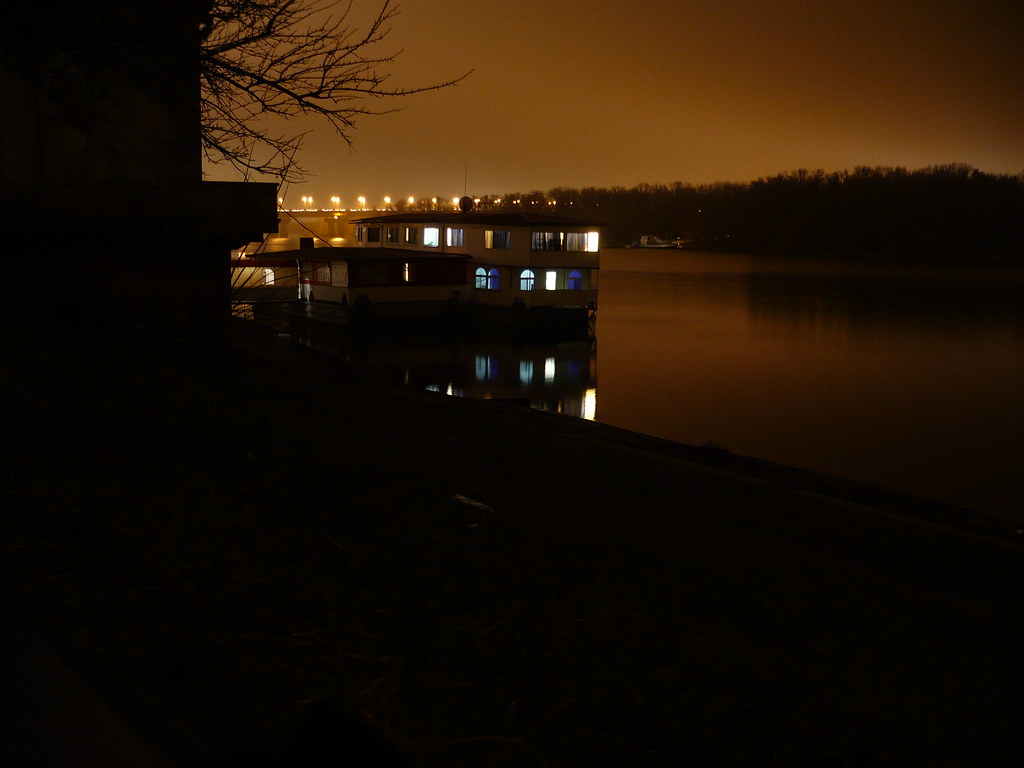 фото: venetia by night