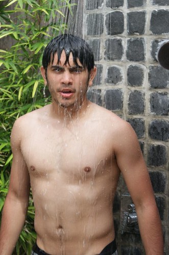 Currently the hottest teen star in the Philippines Gerald Anderson