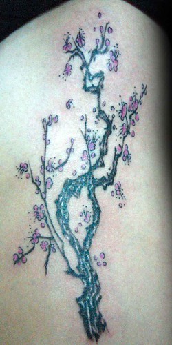  Tatuaje cherry blossom tree Pupa tattoo Granada 