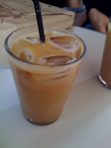 iced latte at Muggen