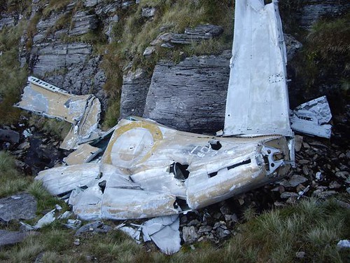 Warbird picture - Ben Lui Plane wreckage - Airplane crash - Lockheed Hudson Mk.III T9432 coded ZS-B of 233 Sqn RAF