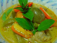 Thai Food with LoVE..LOvE... for you, my Dearset. Thai Green Curry Chicken (Gang Keaw Warn)