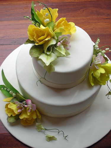 how to make sugar flowers for cakes