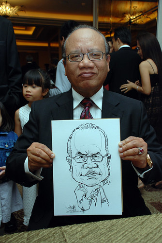 caricature live sketching for wedding dinner 120708  - 18