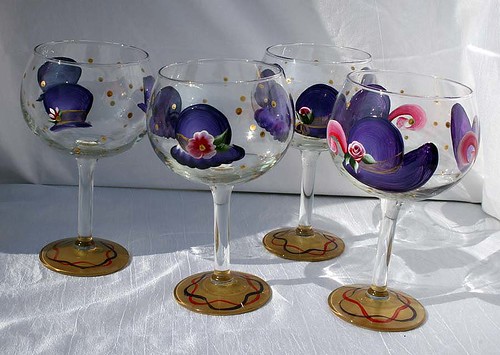 hand painted wine glasses. Hand Painted Wine Glasses Red