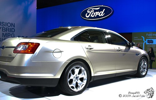 2010 Ford Taurus SEL,car, sport car 