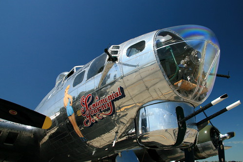 Warbird picture - B-17 Sentimental Journey