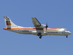 Air Nostrum ATR-72 EC-HEJ BCN 29/05/2004