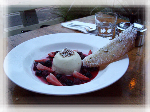 Pudding Dessert by Kieny How, on Flickr
